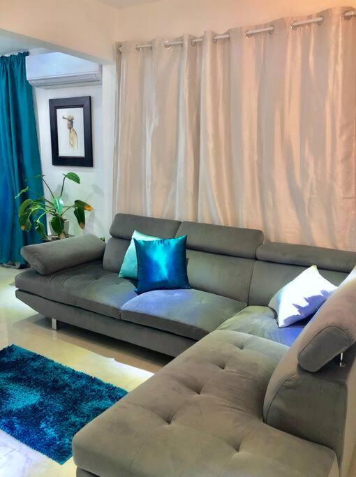 سان خوان Spacius 4Br Home In Trendy Loiza St, Near Beach المظهر الخارجي الصورة