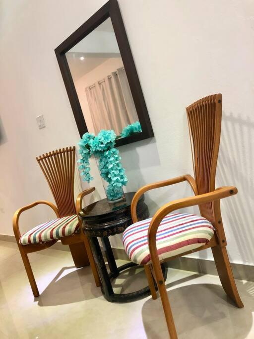 سان خوان Spacius 4Br Home In Trendy Loiza St, Near Beach المظهر الخارجي الصورة